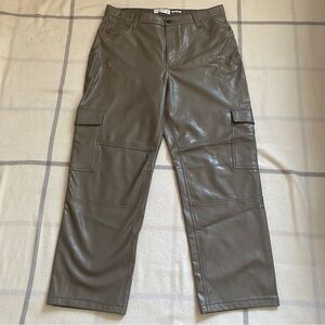 Abercrombie & Fitch High Rise Curve Love Vegan Leather Cargo Pants